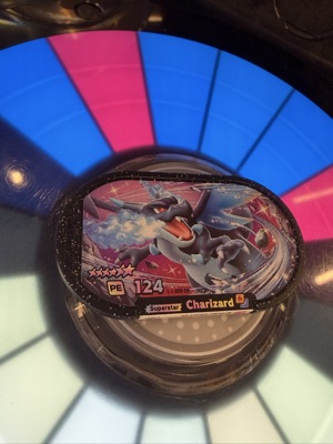 Charizard · Meza Tag