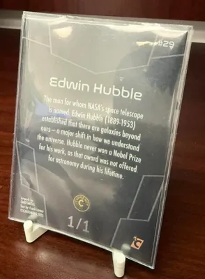 Edwin Hubble · Onyx, back